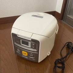 キッチン家電 炊飯器 TIGER 3号炊き 使用可能◎ の画像