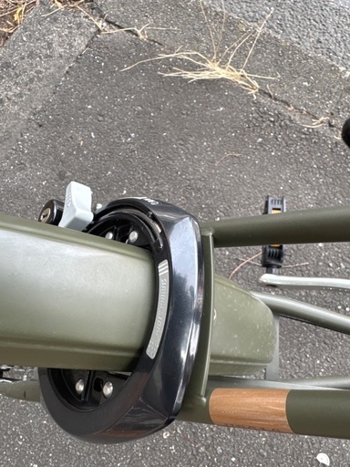 ブリヂストン　シティサイクル　自転車　カーキ グリーン