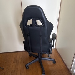 ゲーミングチェアの画像