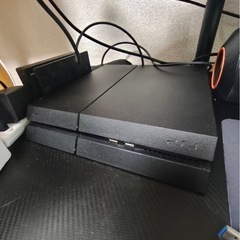PS4【コントローラー付き】の画像
