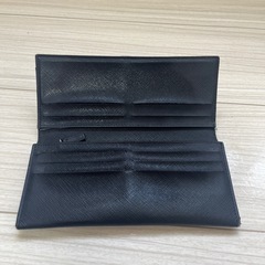 ダンヒル長財布の画像