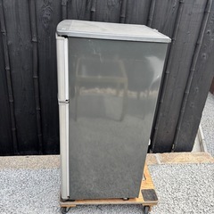 ✨ 日立 冷蔵庫 80L 2ドア 冷凍庫付き✨の画像