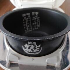 TOSHIBA炊飯器真空圧力IH保温釜RC10VXFの画像