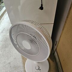 洗濯機、冷蔵庫、電子レンジ、扇風機の画像