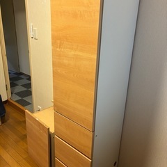 耐震付き収納棚　2個