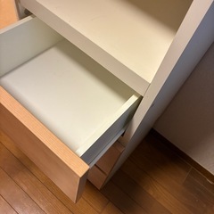 耐震付き収納棚　2個の画像