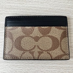 coach シグネチャー　カードケース バイカラーの画像
