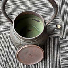 鉄製の鉄瓶　インテリアに！の画像