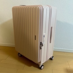 【未使用】大容量スーツケース  拡張可能 US
Bポート付きの画像