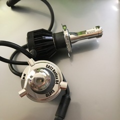 車のLEDライトの画像