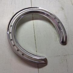 馬の蹄鉄　未使用品の画像