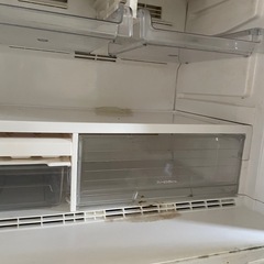 冷蔵庫の画像