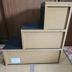 階段型収納　箪笥　アンティーク風の画像