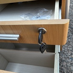 パソコンデスクの画像