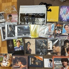 K-POP DVDなど　大量KARA リュシウォンFTISLAND カレンダー　キャップ　写真の画像