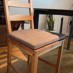 IKEA JOKKMOKK ダイニングテーブル　ヨックモックの画像
