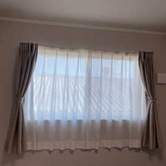 カーテン、レースカーテンの画像