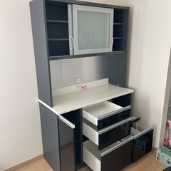 カップボード キッチン食器棚の画像