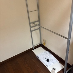 スチールラックの画像