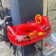 カーズ　浮き輪　足つきボート  ジャンク品の画像