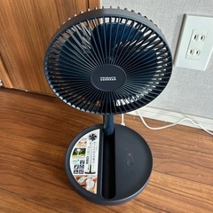 PRISMATE 折りたたみ 充電リビングファン 扇風機 小型 首振り機能付 の画像