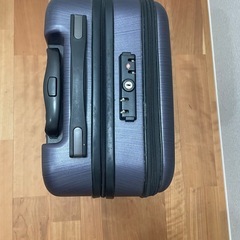 スーツケースの画像