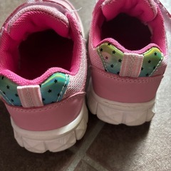 17センチkidsスニーカーの画像