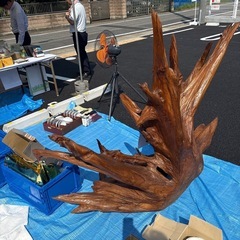 天然木製、モニュメントの画像