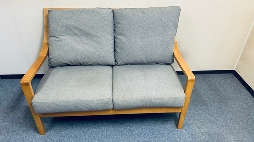 美品　2Pソファ ウッドフレーム カントリー 大型 インテリア