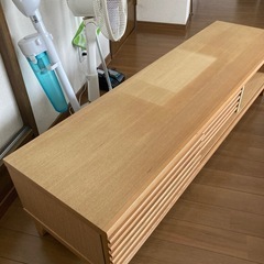 テレビ台の画像