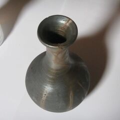 備前焼友の会　花瓶　黒　未使用　の画像