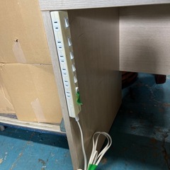 オフィスデスク　作業机　の画像