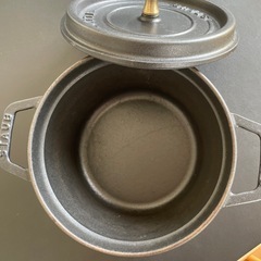 ストウブ STAUB   16cmラウンド黒の画像