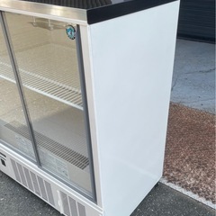 【動確済み】2019年 ホシザキ 業務用冷蔵ショーケース SSB-85CL2 220L 100V 850×550×1080 縦型ショーケース ドリンク冷蔵 瓶ビール 大阪の画像