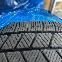 スタッドレス4本セットホイール付(BLIZZAK VRX3)の画像