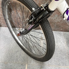 クロスバイク26インチ マウンテンバイク スポーツバイク 自転車の画像