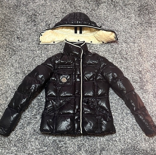 旧MONCLER