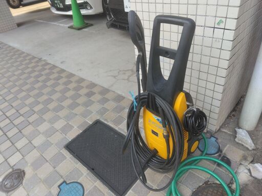 RYOBI、高圧洗浄機：高圧噴射で素早く！キレイに！塀：玄関：頑固な汚れもきれいに洗浄