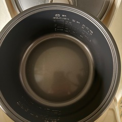 🔴電子ジャー炊飯器の画像