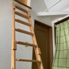 室内用  安全はしご 木製の画像