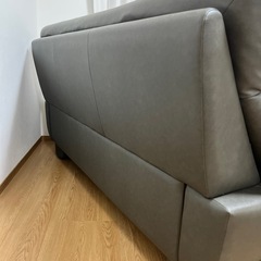 レザーソファ　3人掛けの画像