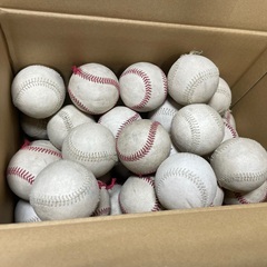 硬式野球ボール 35球（1箱）室内練習用で使用してましたの画像
