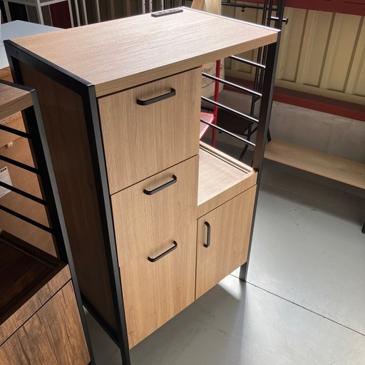 【SOKO+千葉店】アート食器棚　新入荷！！