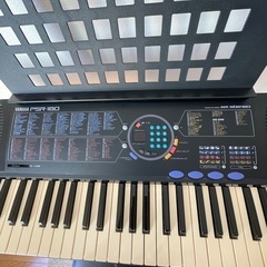 電子ピアノの画像