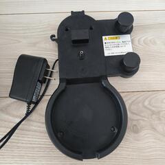 コードレス掃除機　付属品、スタンドつきの画像