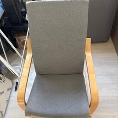 IKEA  ポエングチェアの画像