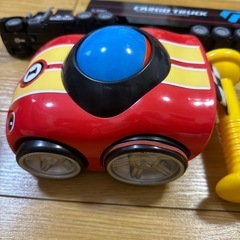 おもちゃ車の画像