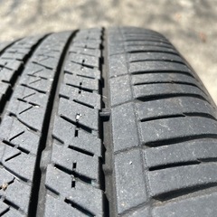 60系ハリアー純正　235/55r18タイヤ・ホイールセットの画像