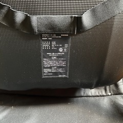 椅子のセットの画像