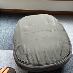 折りたたみ座椅子の画像